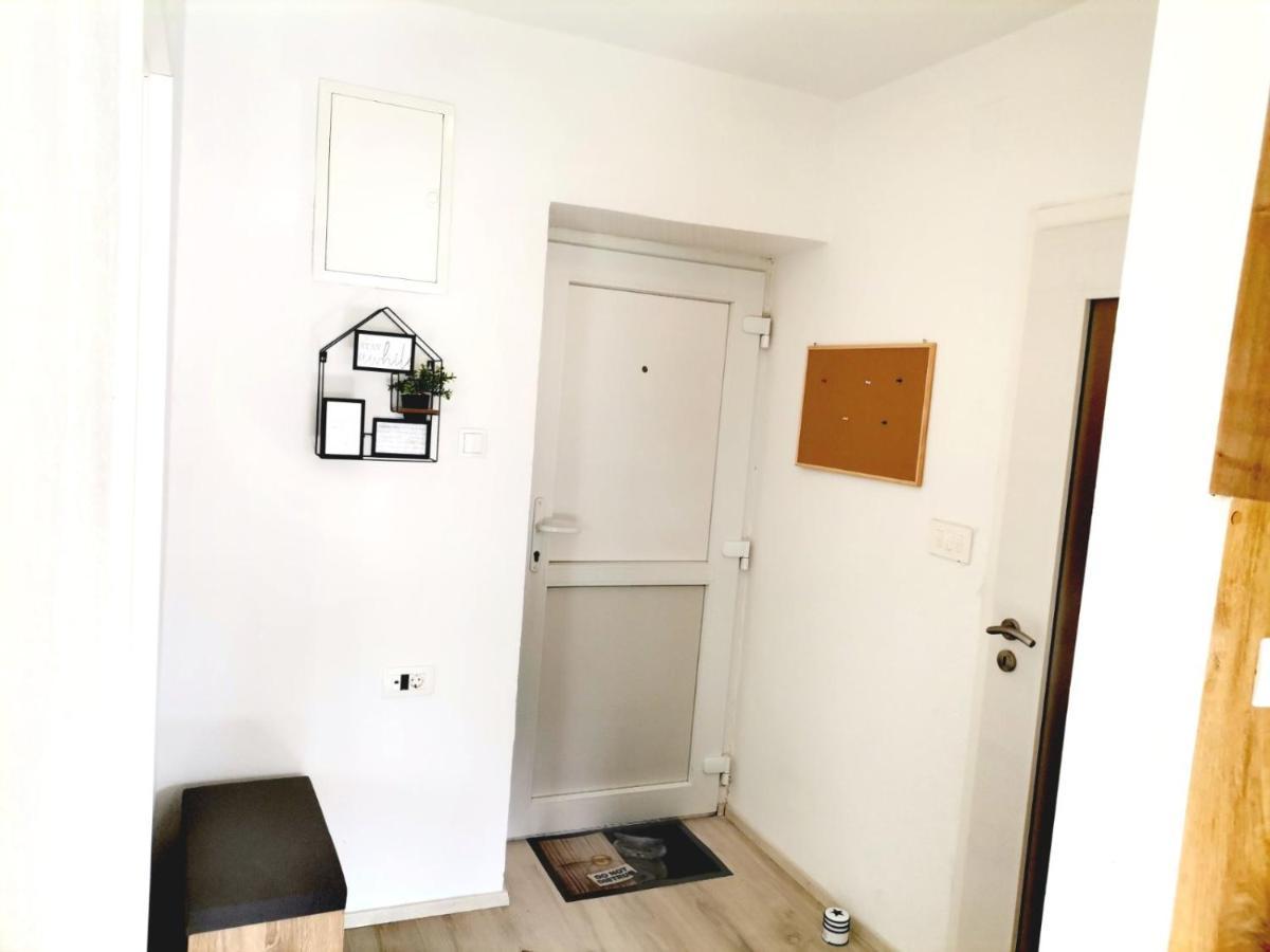 Apartman Anamaria Gospić Exterior foto